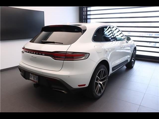 2024 Porsche Macan Base