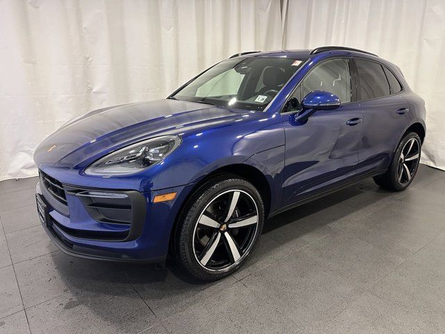 2024 Porsche Macan Base