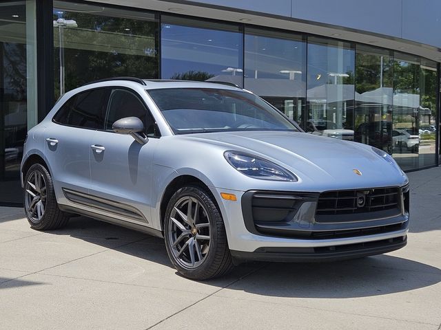 2024 Porsche Macan Base