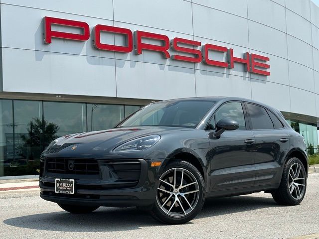 2024 Porsche Macan Base