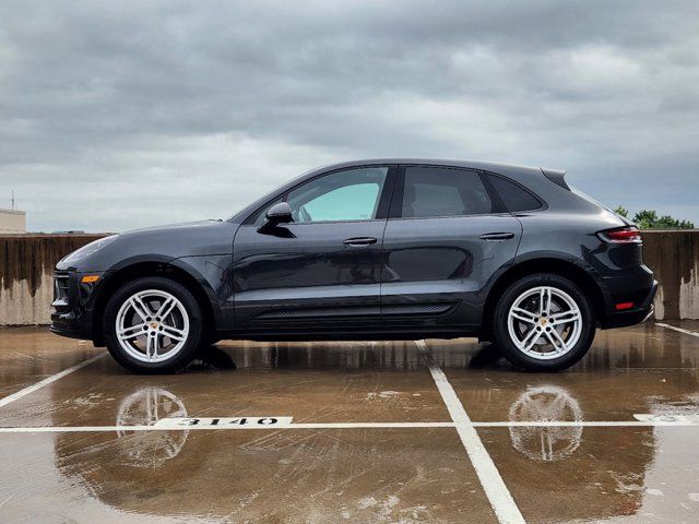 2024 Porsche Macan Base