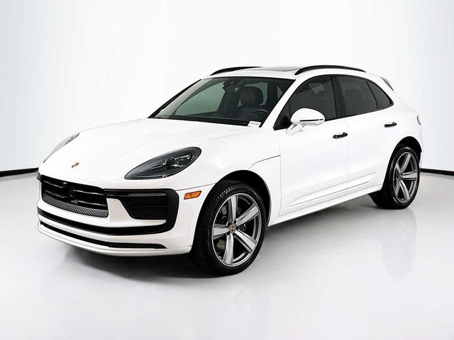 2024 Porsche Macan Base