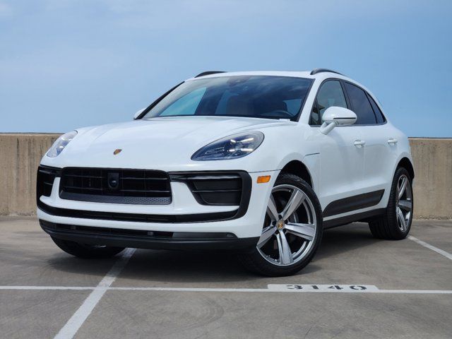 2024 Porsche Macan Base