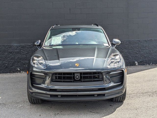 2024 Porsche Macan 