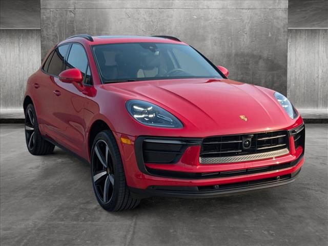 2024 Porsche Macan Base