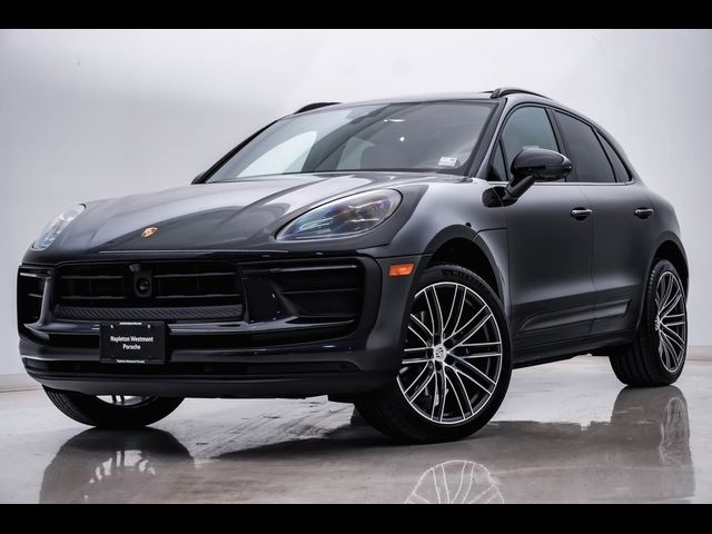 2024 Porsche Macan Base