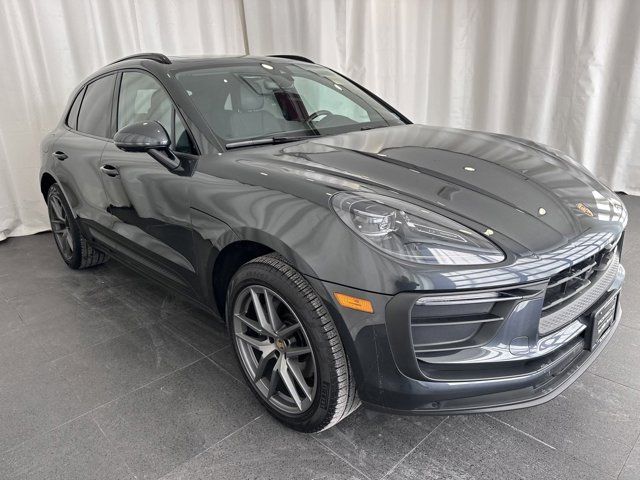 2024 Porsche Macan Base