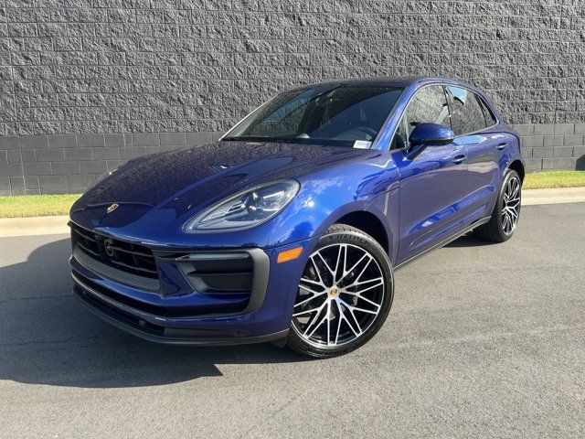 2024 Porsche Macan Base