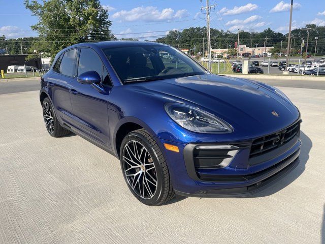 2024 Porsche Macan Base