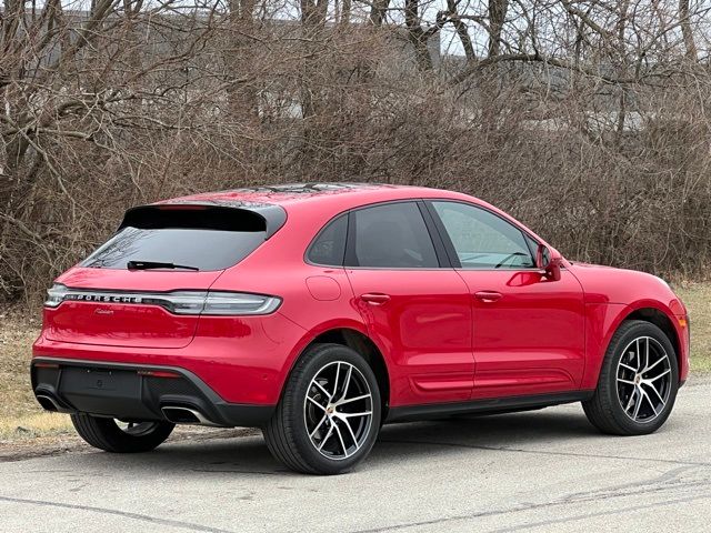 2024 Porsche Macan Base