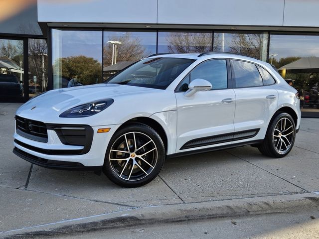 2024 Porsche Macan Base