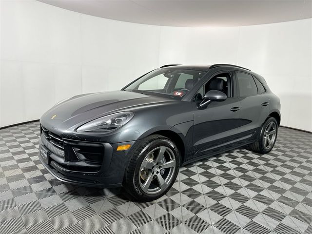 2024 Porsche Macan Base