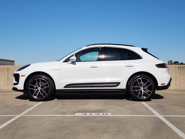 2024 Porsche Macan Base