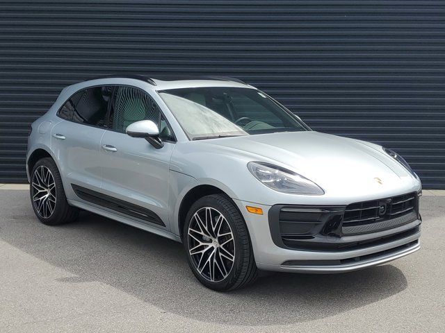 2024 Porsche Macan Base