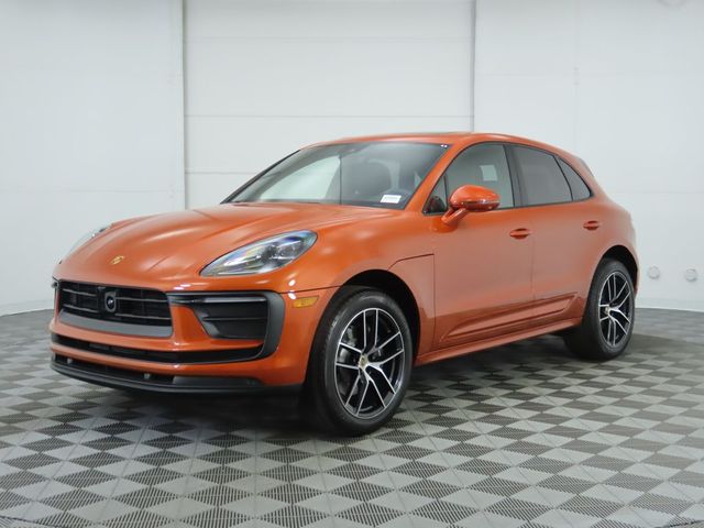 2024 Porsche Macan Base