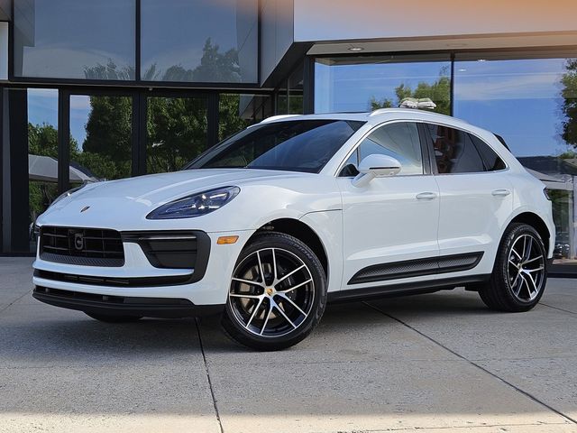 2024 Porsche Macan Base