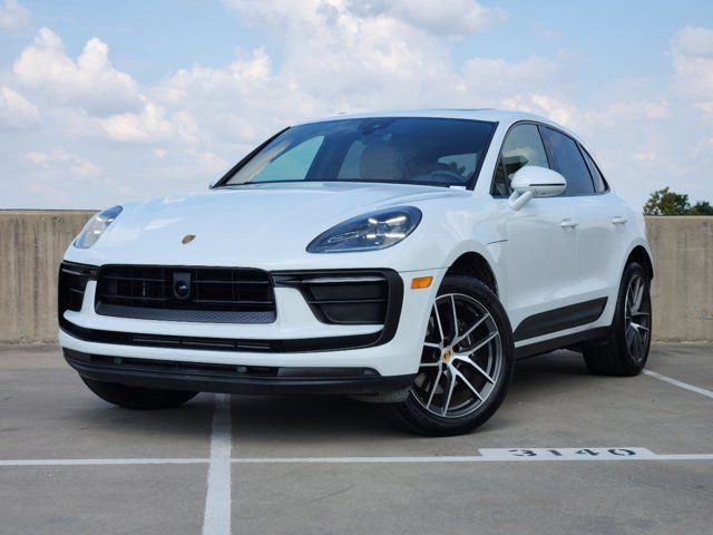 2024 Porsche Macan Base