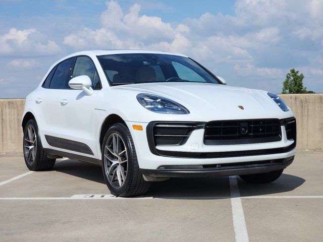 2024 Porsche Macan Base