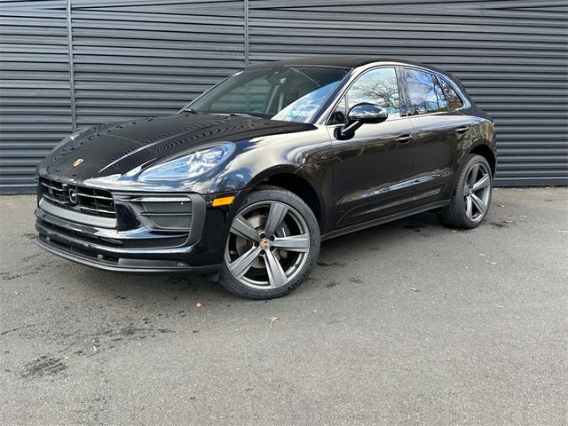 2024 Porsche Macan 