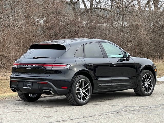 2024 Porsche Macan Base