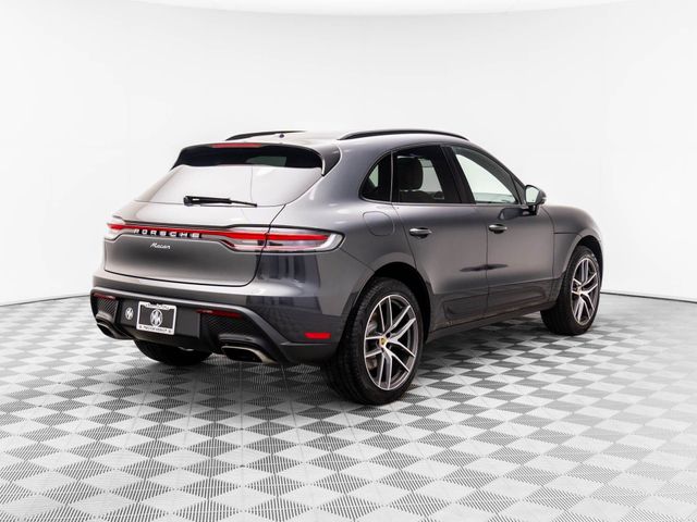 2024 Porsche Macan Base