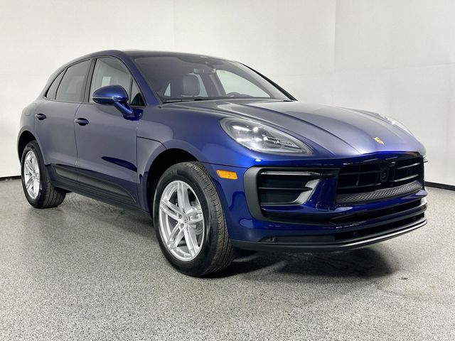 2024 Porsche Macan Base