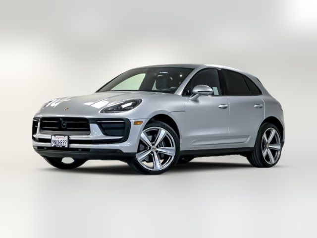 2024 Porsche Macan Base