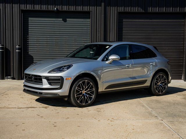 2024 Porsche Macan Base