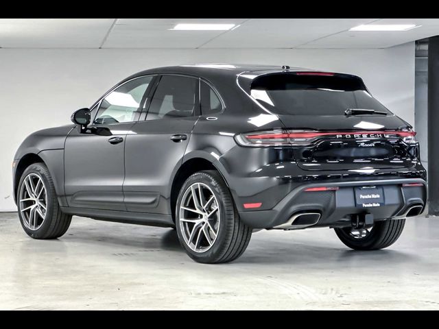 2024 Porsche Macan Base