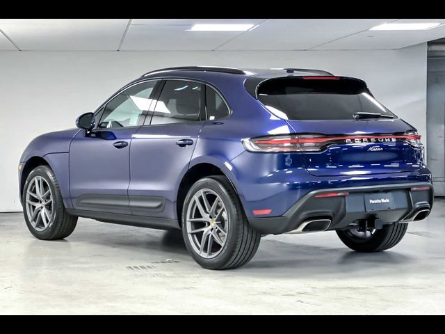 2024 Porsche Macan Base