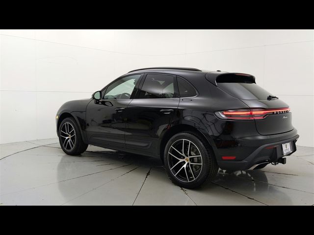 2024 Porsche Macan Base