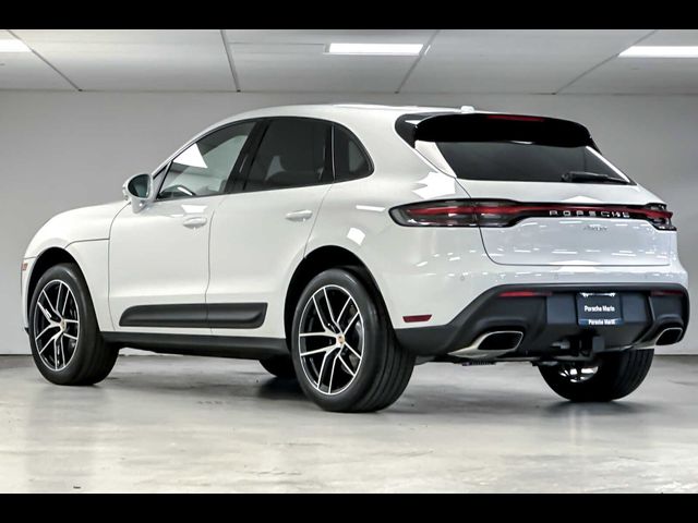 2024 Porsche Macan Base