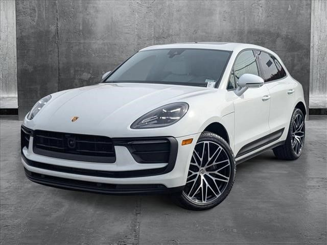 2024 Porsche Macan Base