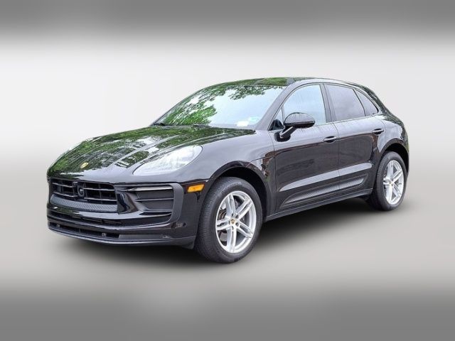 2024 Porsche Macan Base
