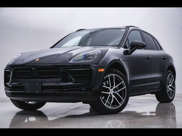 2024 Porsche Macan 