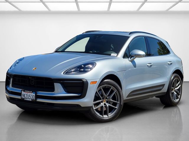 2024 Porsche Macan Base