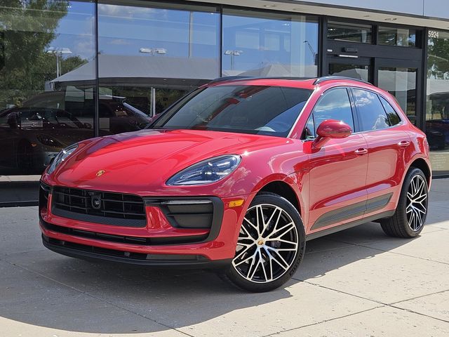 2024 Porsche Macan Base