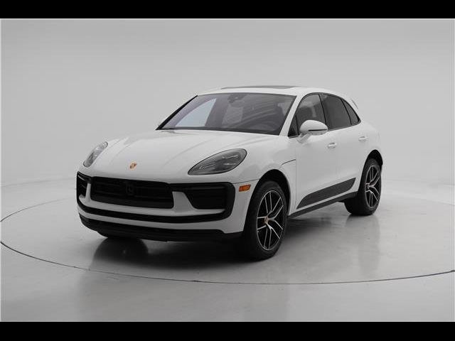 2024 Porsche Macan Base