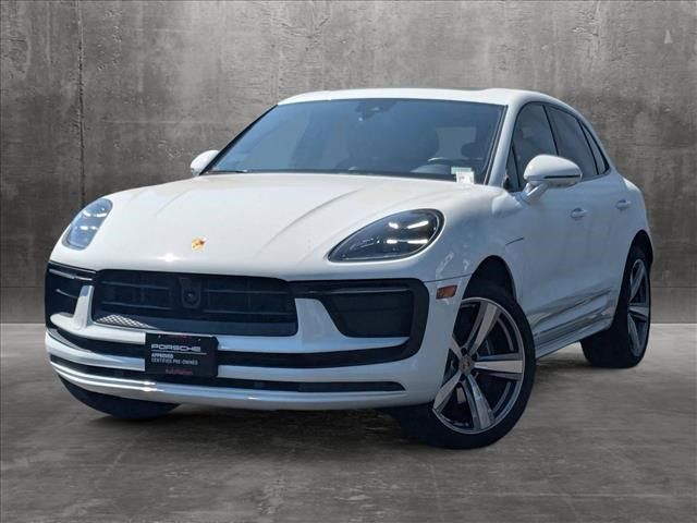 2024 Porsche Macan Base