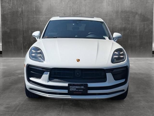 2024 Porsche Macan Base