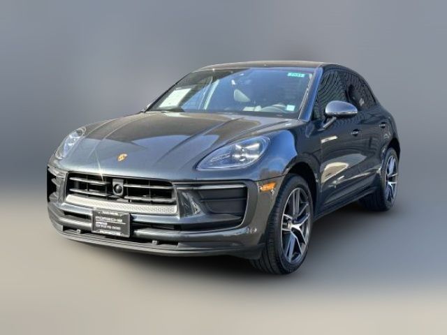 2024 Porsche Macan Base