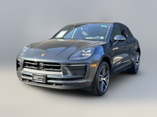 2024 Porsche Macan Base