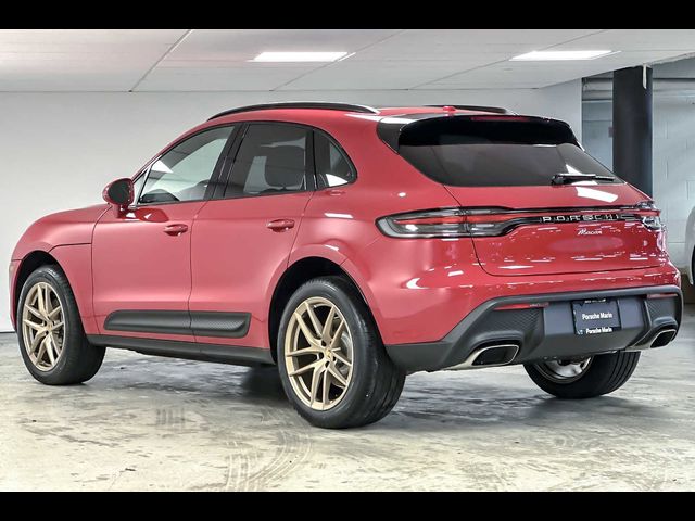 2024 Porsche Macan Base