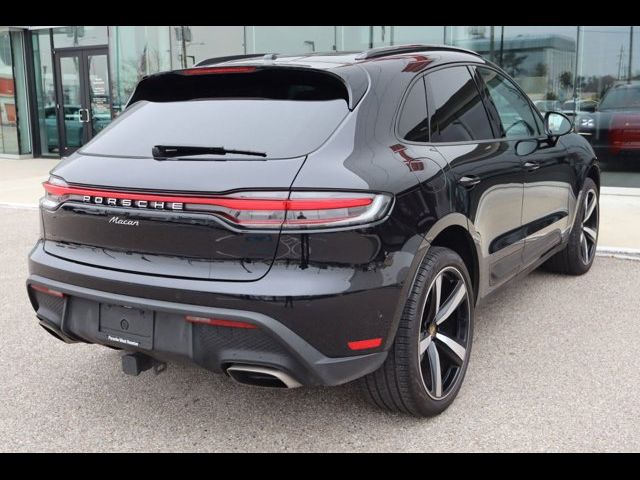 2024 Porsche Macan Base