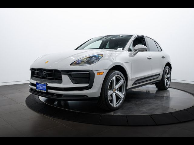 2024 Porsche Macan Base