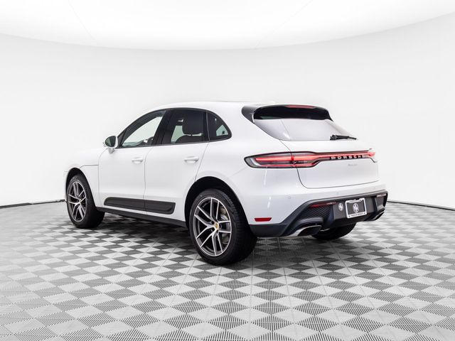 2024 Porsche Macan Base