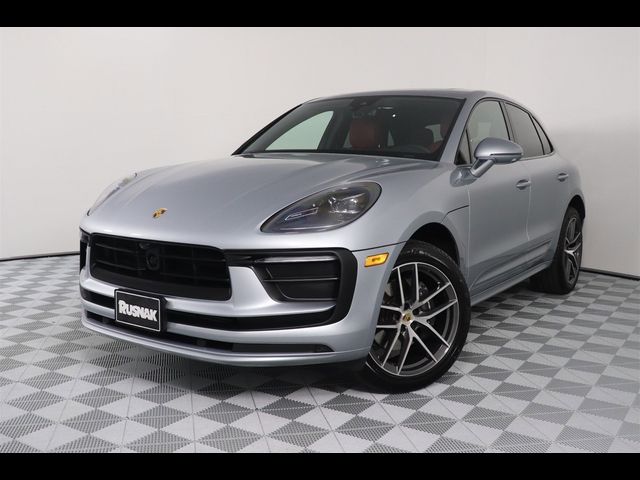 2024 Porsche Macan Base