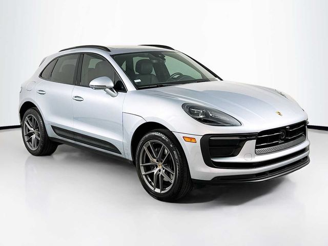 2024 Porsche Macan Base