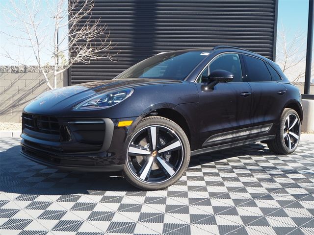 2024 Porsche Macan Base