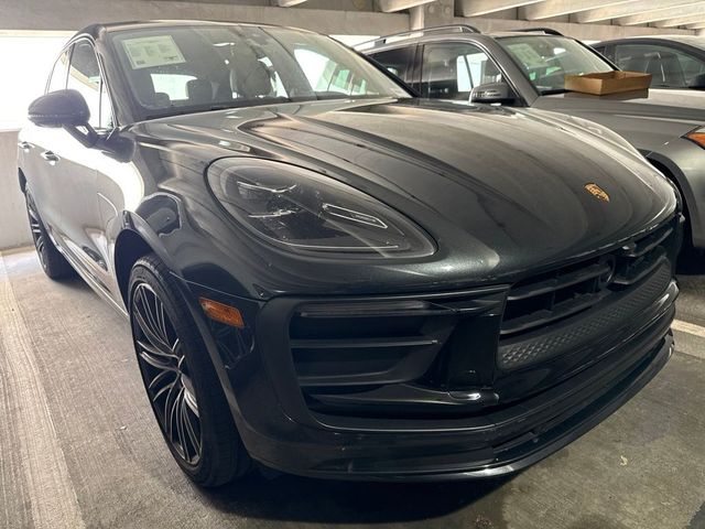 2024 Porsche Macan Base